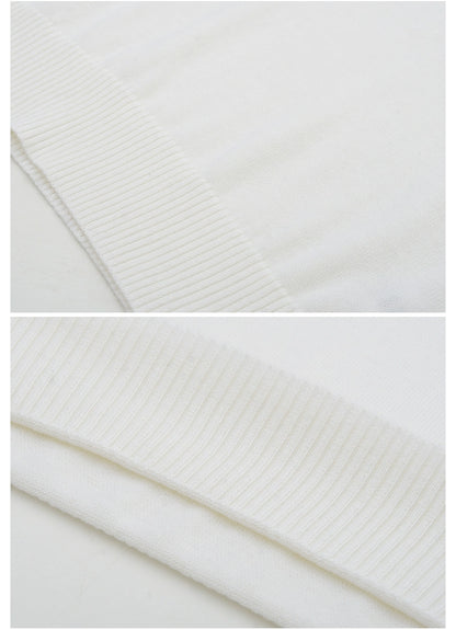 Clean Contrast-Tipped Knit Top