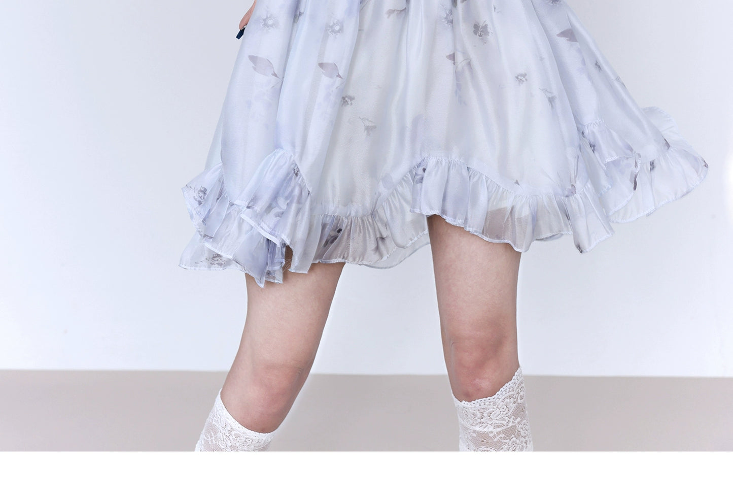 Floral Banded Puff Sleeve Ruffled Soft Short Dress