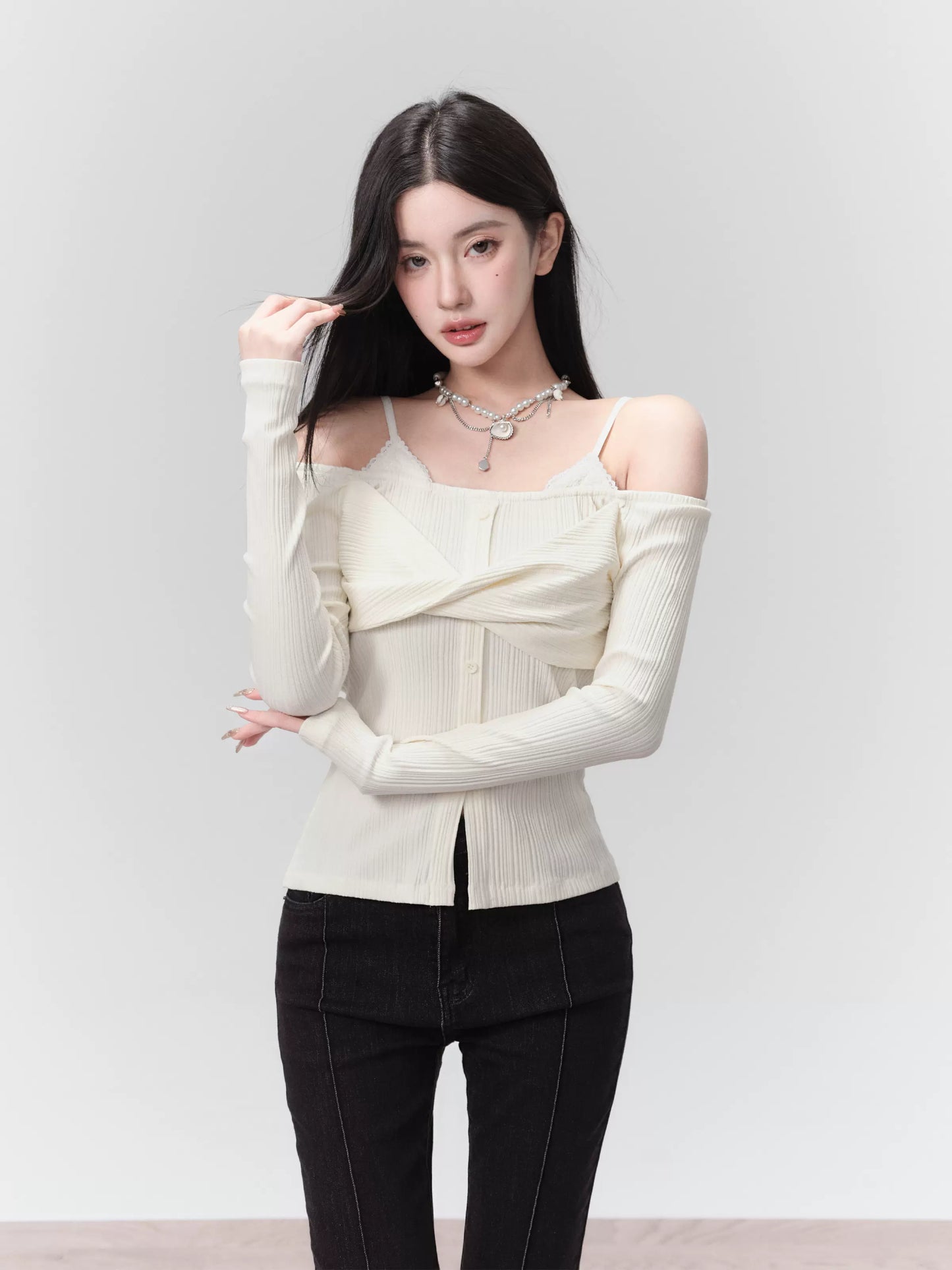 Fake Two-Piece Slim Fit Knit Top With Knot Accent