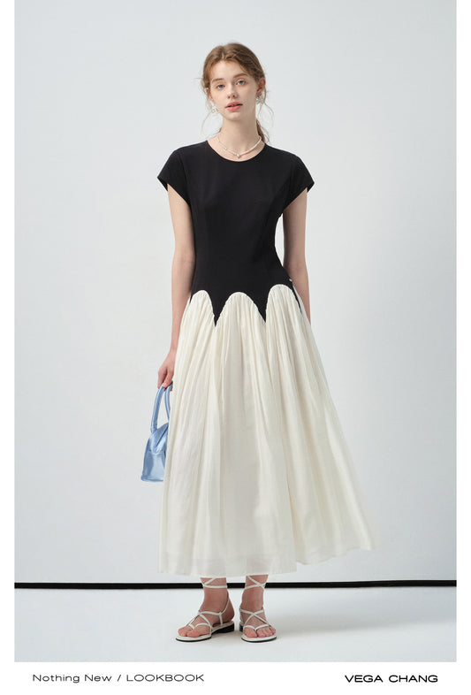 Two-Tone Scalloped Waist Maxi Dress