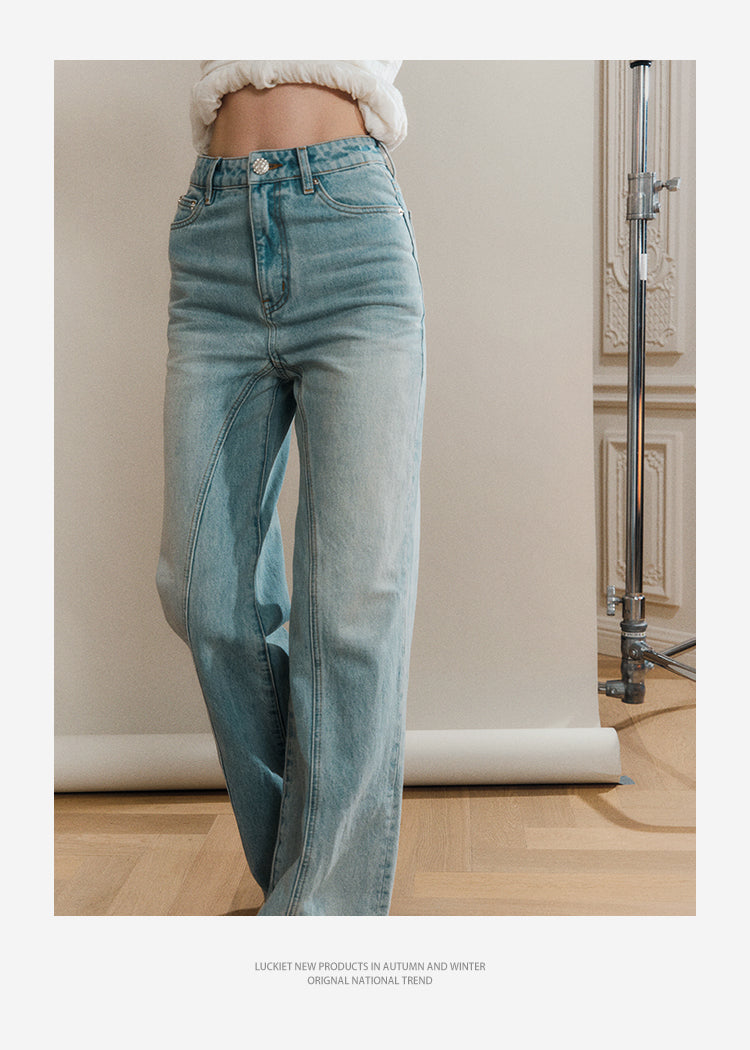 Slightly Flared Shaping Jeans