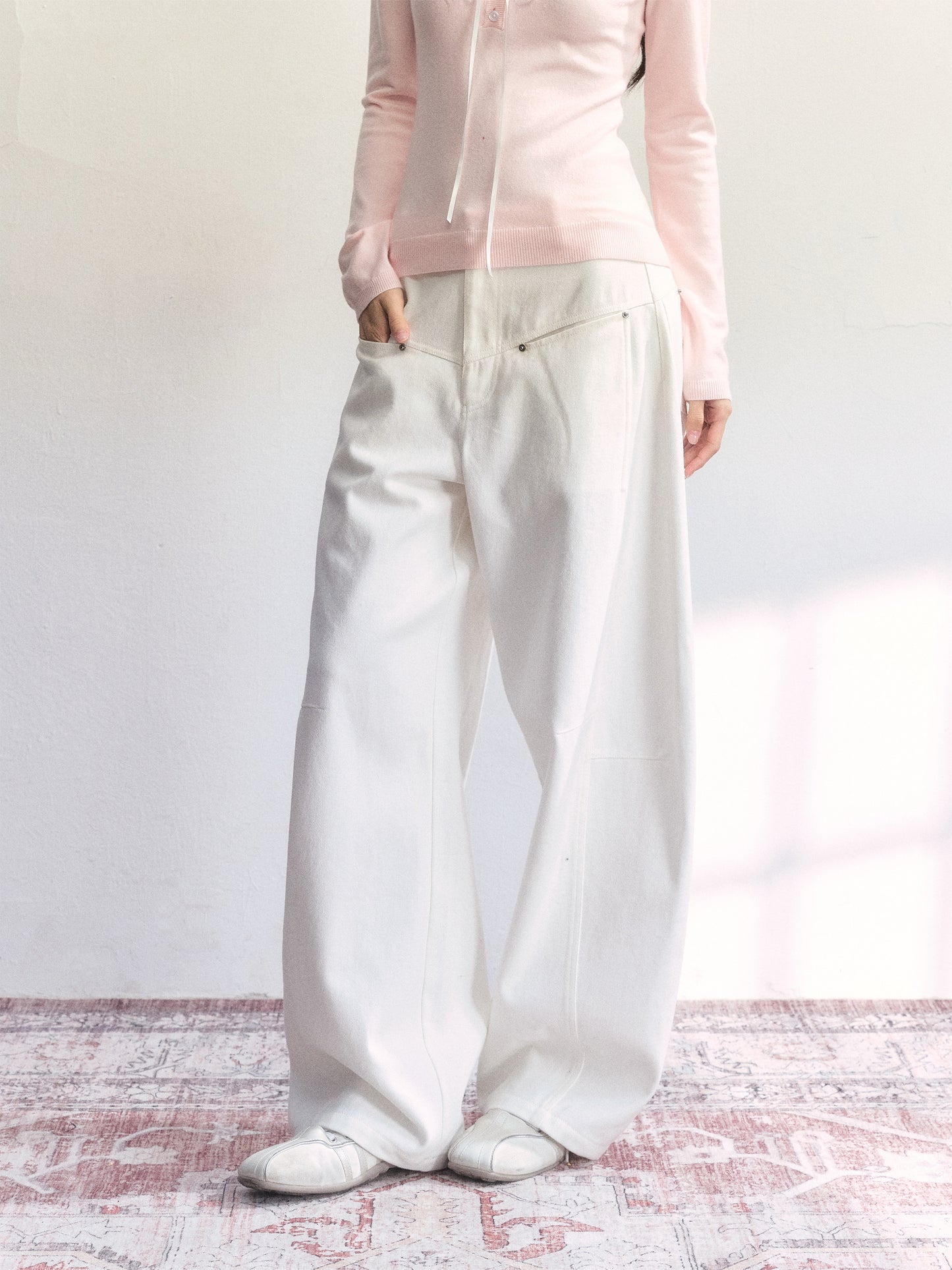 Pure Cotton Washed Barrel-Leg Jeans