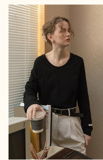 Heart Embroidered Scoop Neck Cotton T-Shirt
