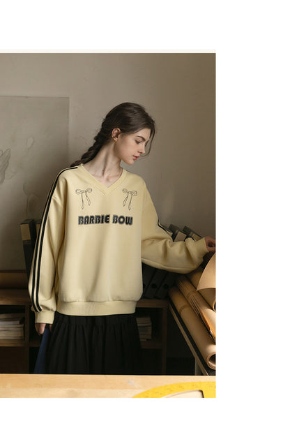 Bow Print Sporty V-Neck Sweatshirt