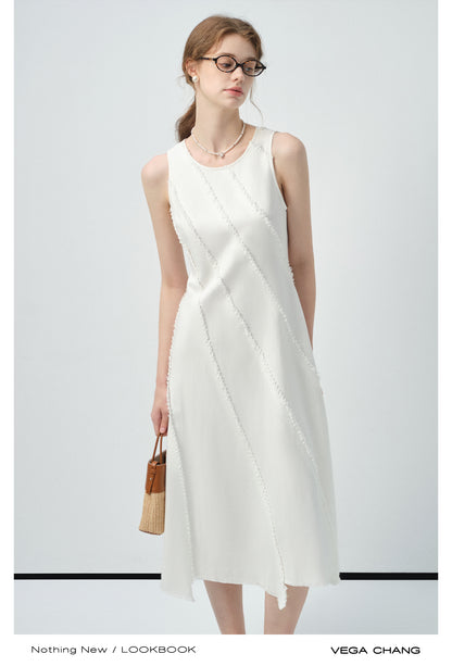 Diagonal Trim Sleeveless Midi Dress