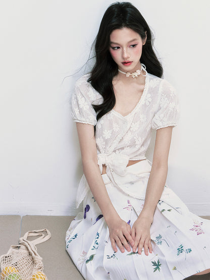 Floral Cropped Blouse With Tie Hem