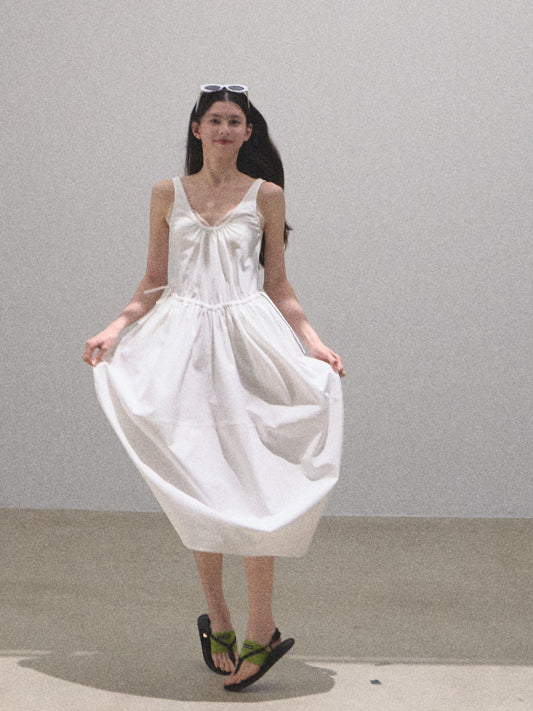 Balloon Silhouette Sleeveless Dress With Tie Waist