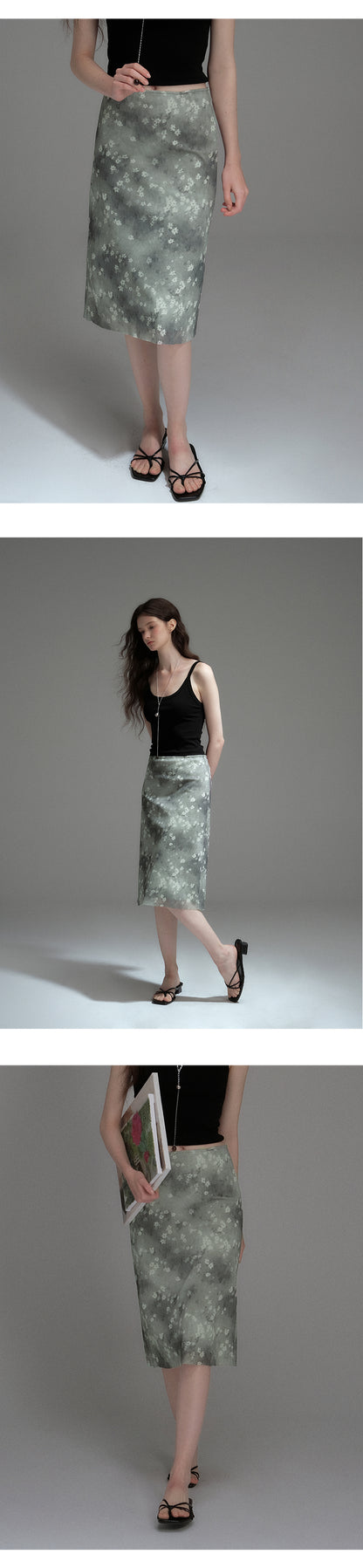 Stretchy Floral Midi Skirt