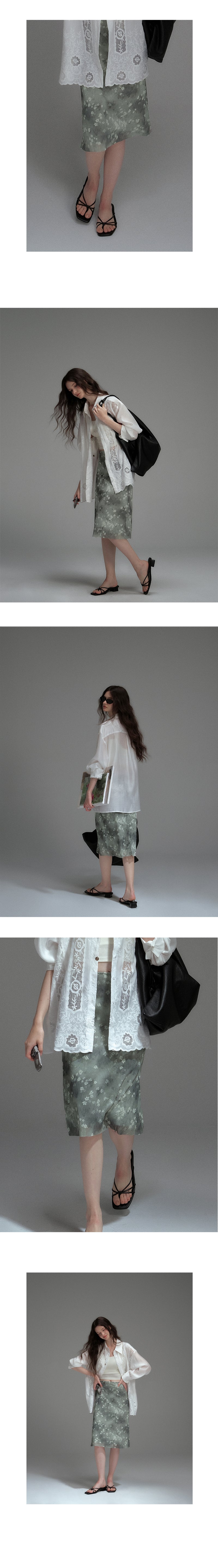 Stretchy Floral Midi Skirt