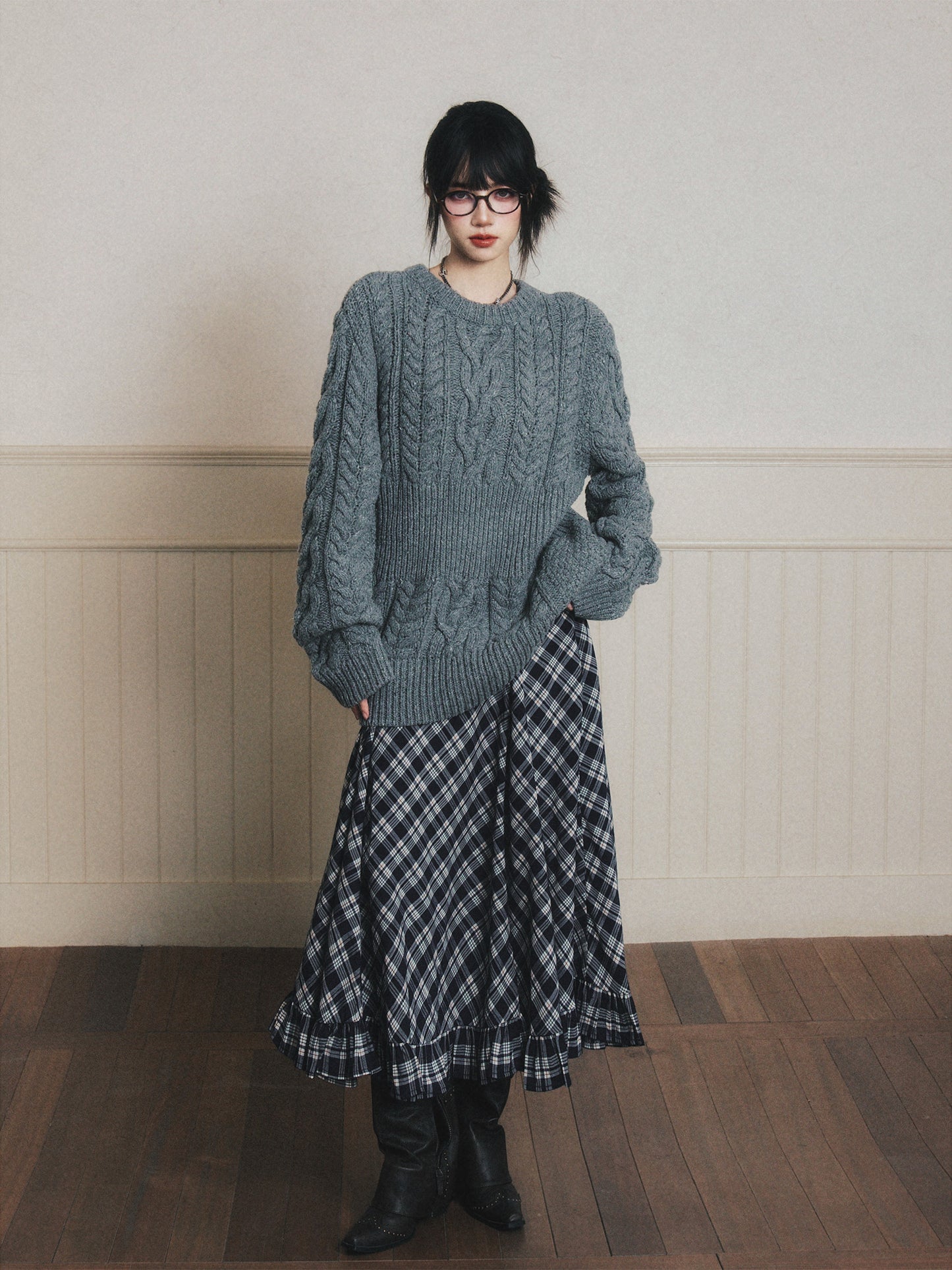 Chunky Cable Knit Pullover Sweater