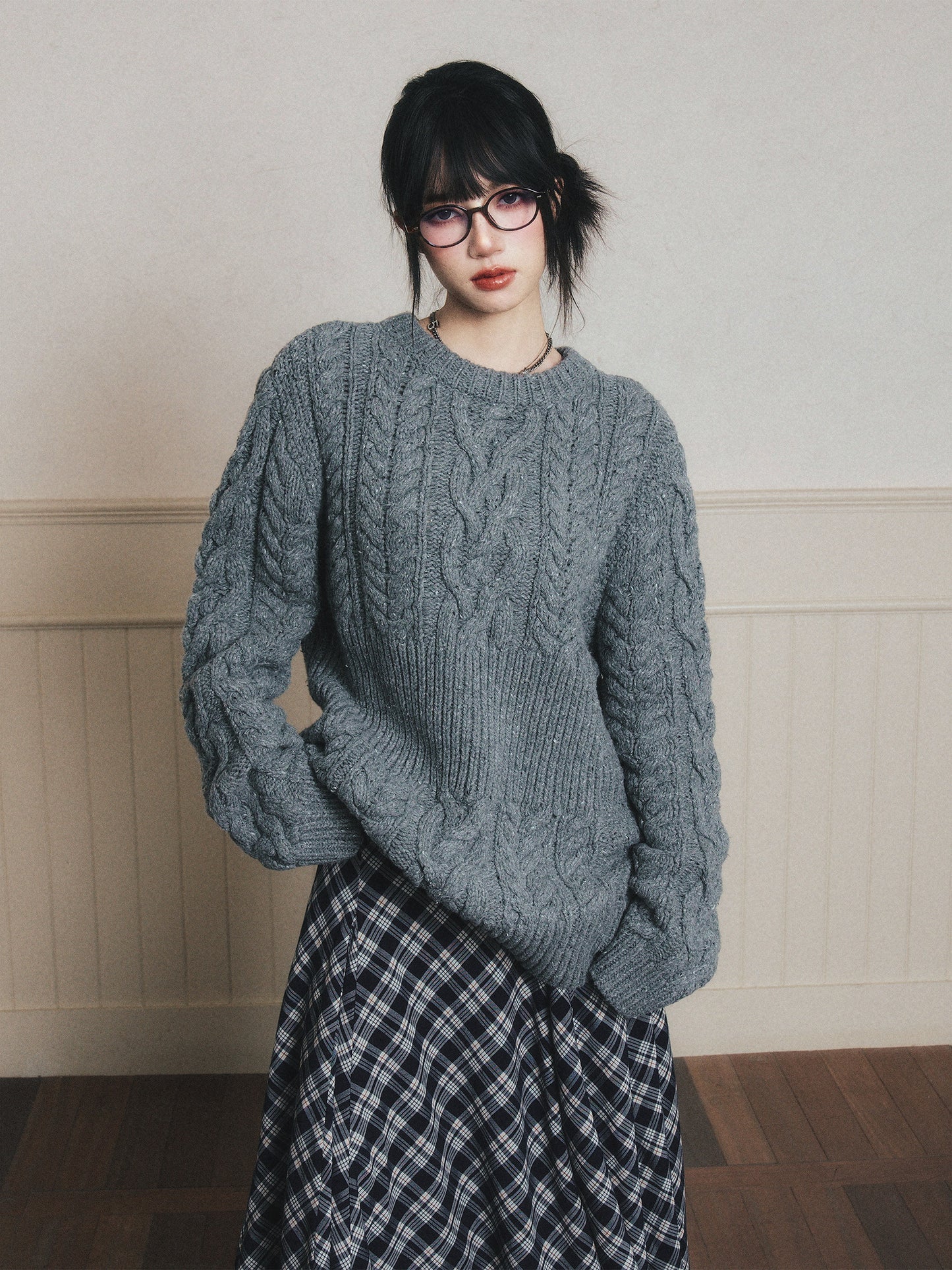 Chunky Cable Knit Pullover Sweater