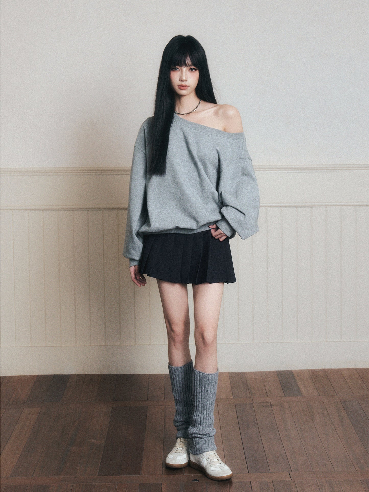 Low-Rise Pleated School-Style Skirt