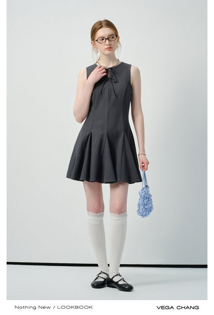 Tie Detail Sleeveless Tailored Dress