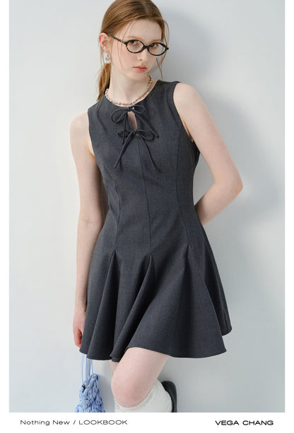 Tie Detail Sleeveless Tailored Dress