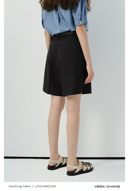 Casual High-Waist Tuck Shorts