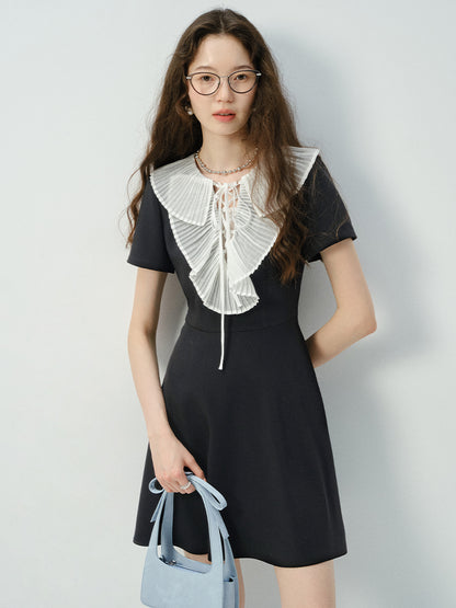 Victorian-Inspired Contrast Bib Dress