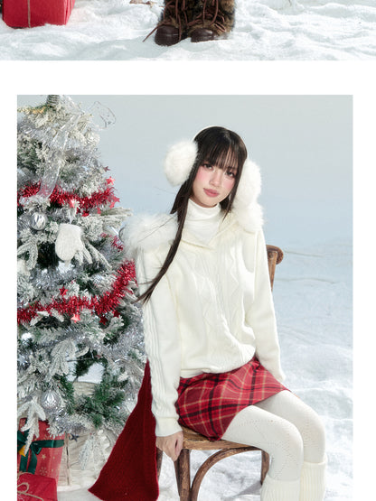 Cable-Knit Hooded Sweater With Detachable Fur Trim