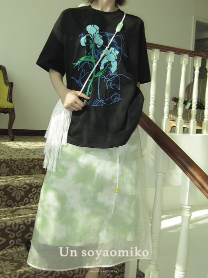 Floral-Embroidered Relaxed Fit T-Shirt