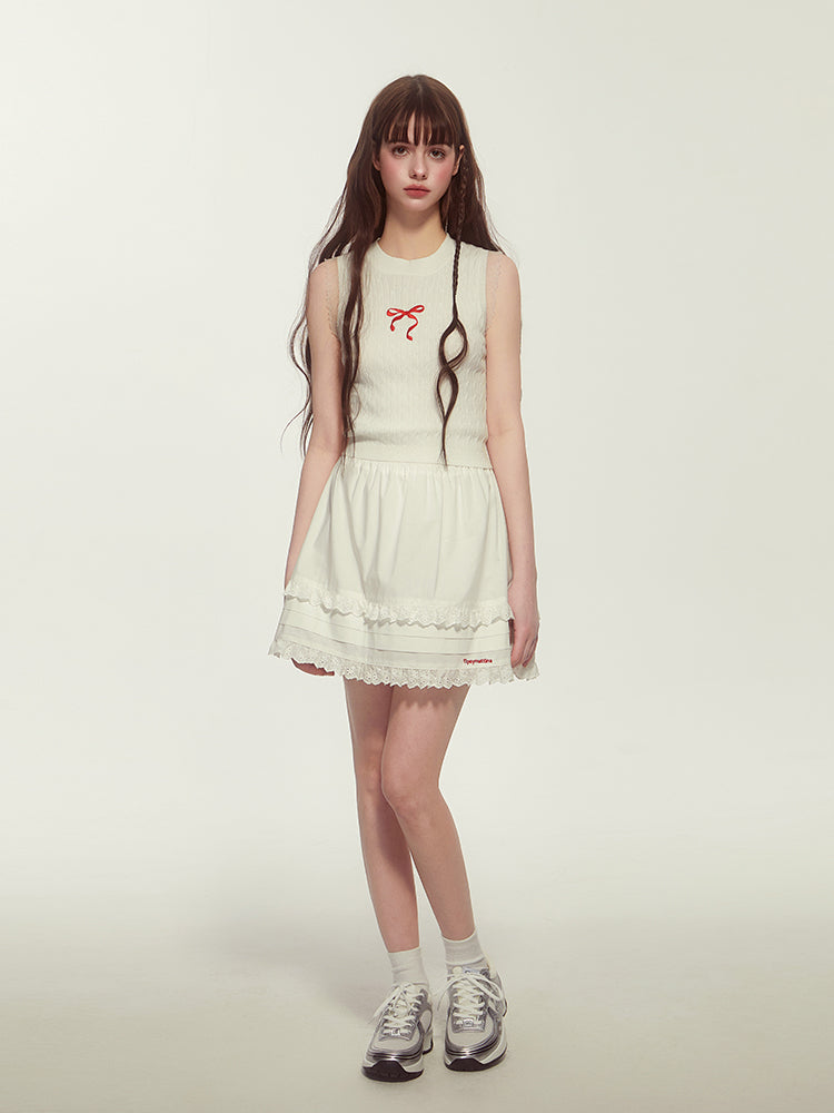 Embroidered Lace Trim Pleated Hem Skirt