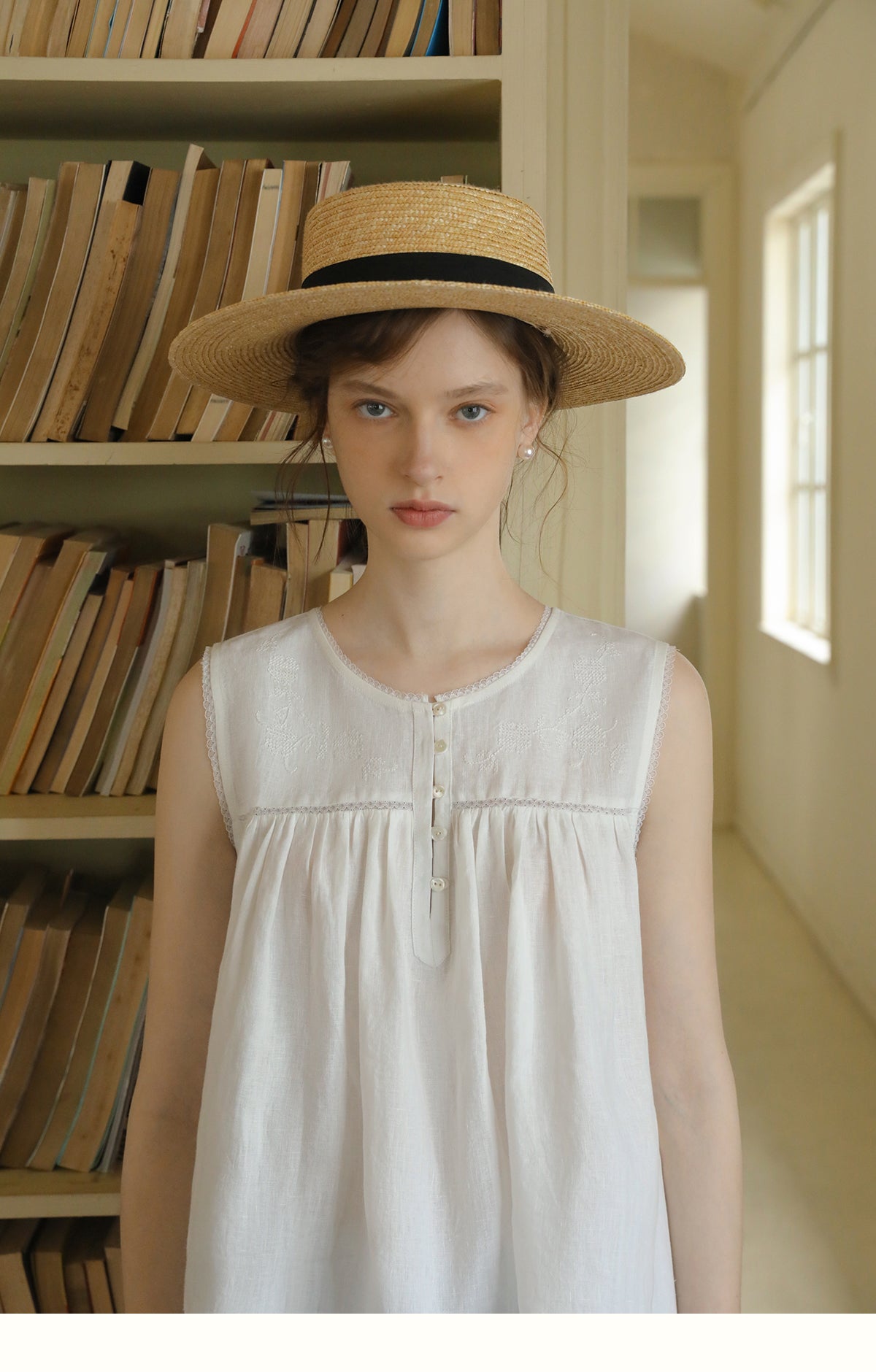 Embroidered Sleeveless Linen Blouse