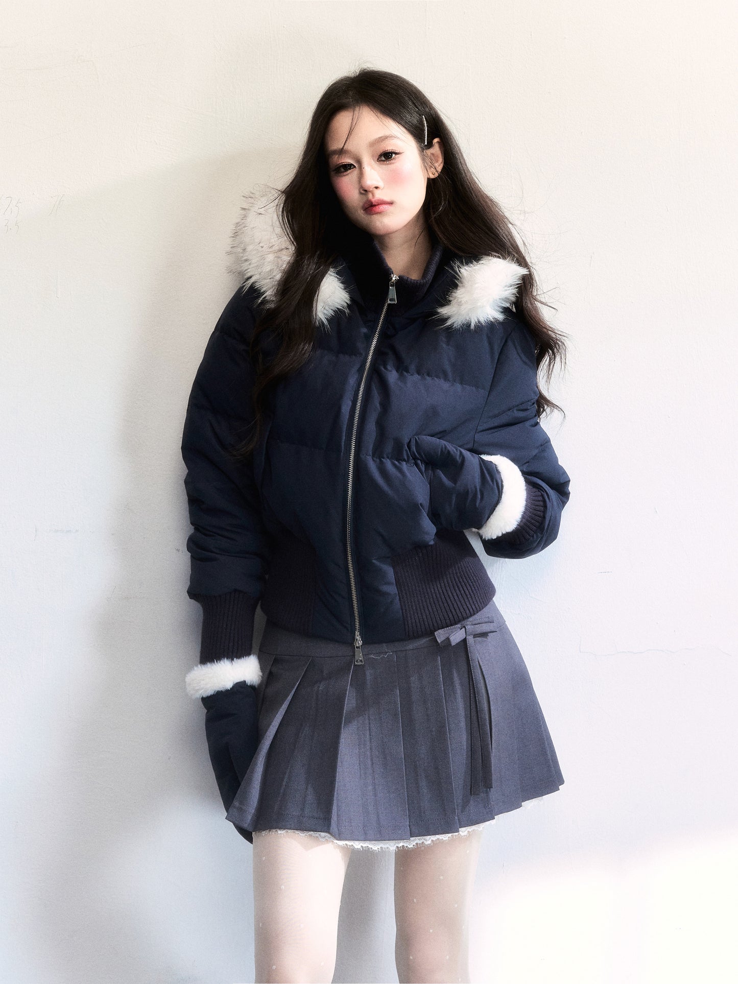 White Duck Down Jacket With Mittens Set