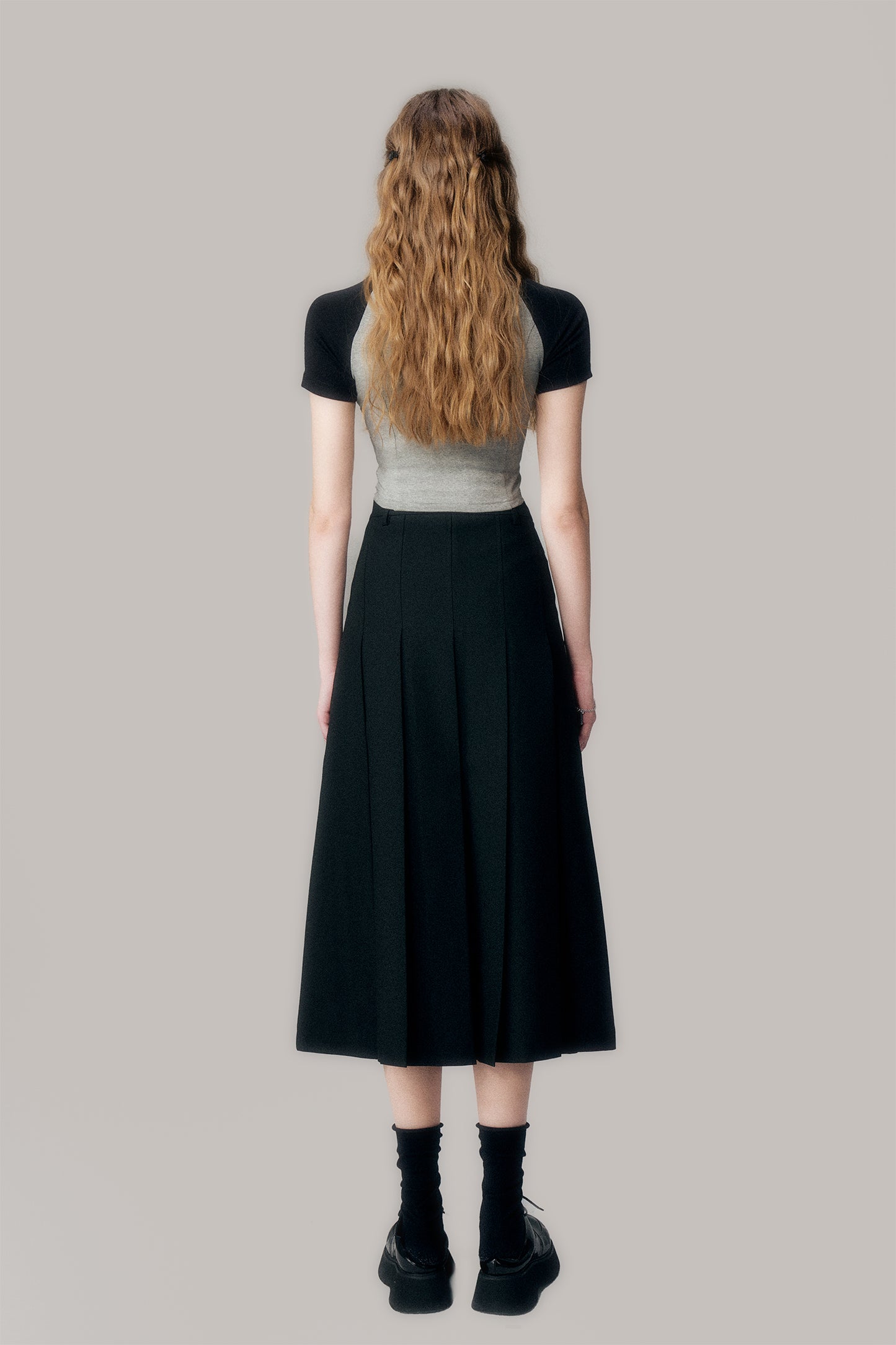 High-Waisted Tailored Pleated Skirt