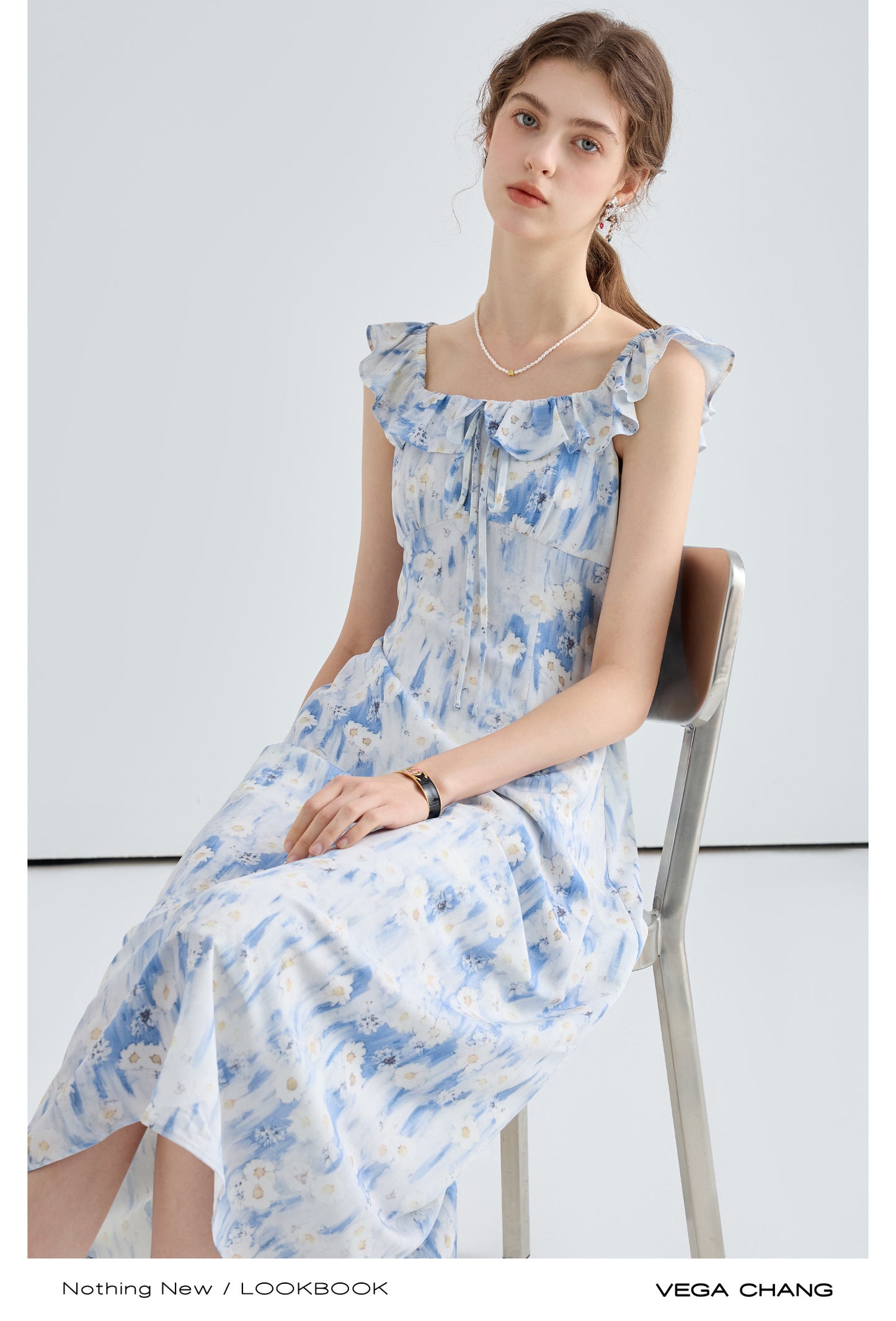 Floral Gradient Print Dress With Ruffled Neckline