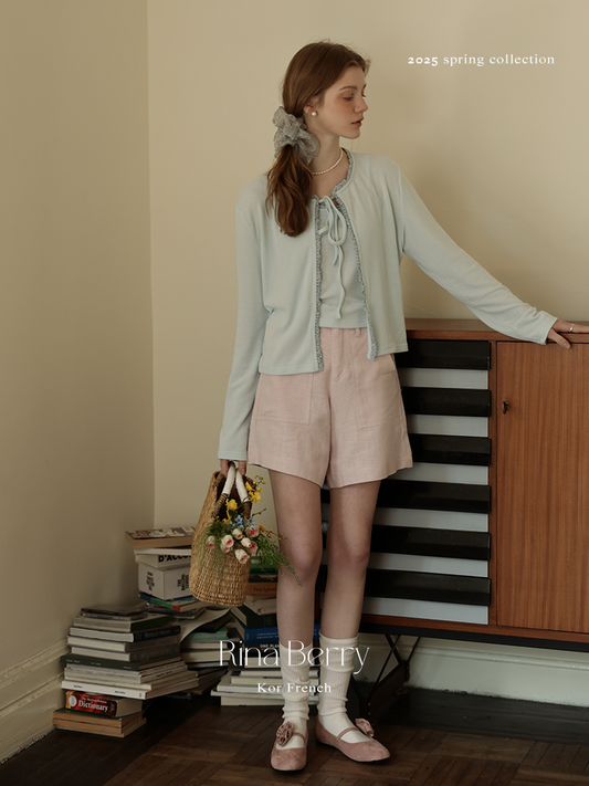 Lightweight Shorts With Large Pockets