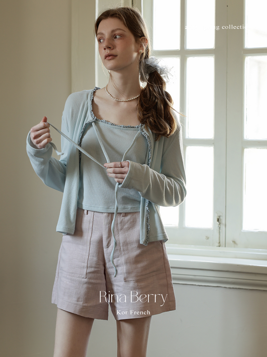 Lightweight Shorts With Large Pockets